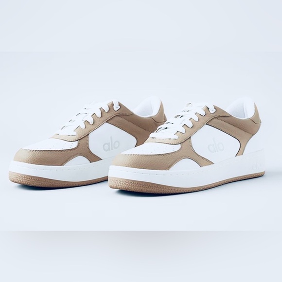 ALO Yoga Shoes - ALO Recovery Mode Sneaker